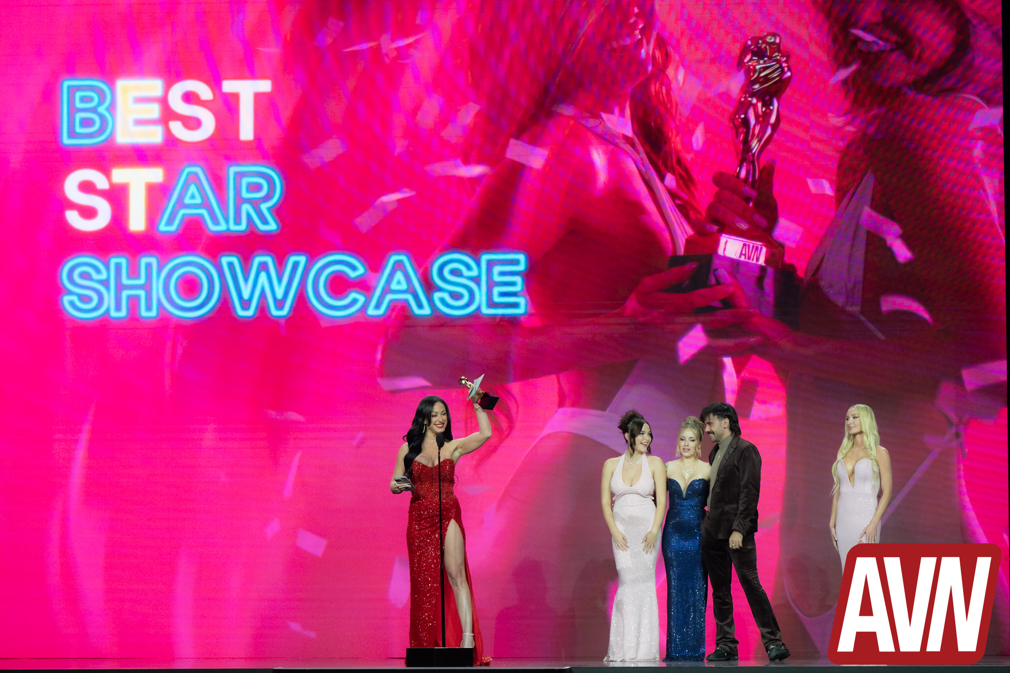 JenWhiteStarShowcase.jpg Image